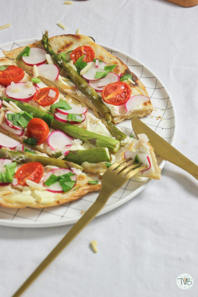 Frühlings Flammkuchen vegan