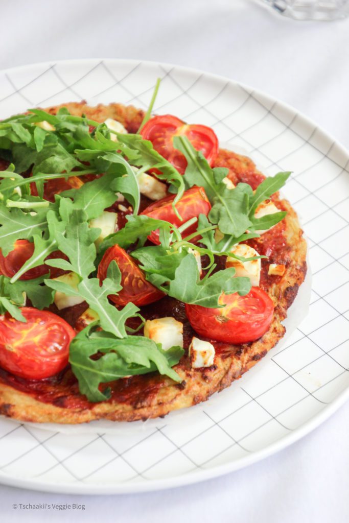 Karfiol Pizza, Blumenkohl, vegan, fitness, wenig Kalorien, ohne Ei