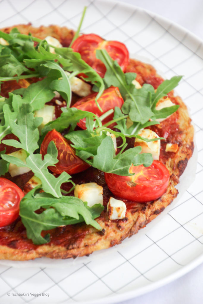 Karfiol Pizza, Blumenkohl, vegan, fitness, wenig Kalorien, ohne Ei, rein pflanzlich