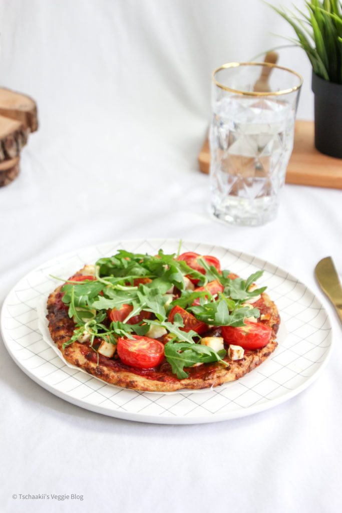 Karfiol Pizza, Blumenkohl, vegan, fitness, wenig Kalorien